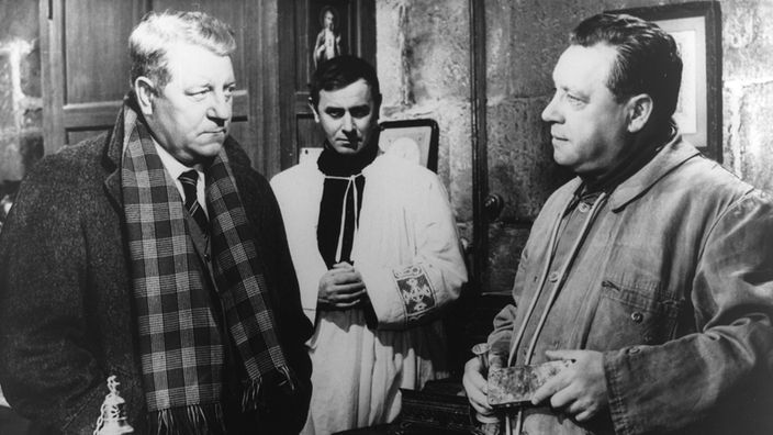 Standbild aus dem Film "Maigret kennt kein Erbarmen"